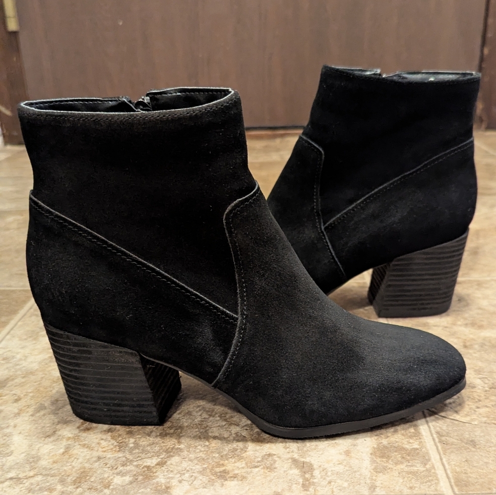 Blondo Black Suede Ankle Booties Size 9.5